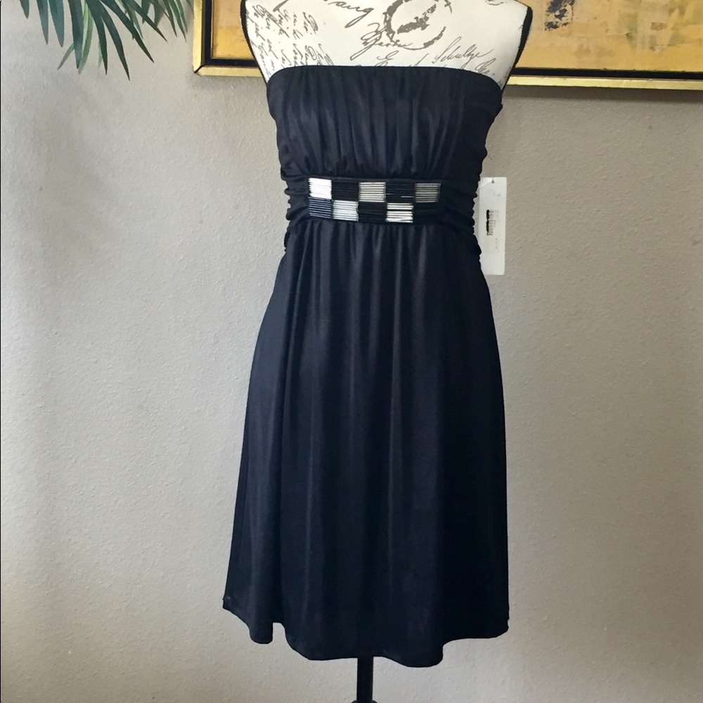 Strapless dress